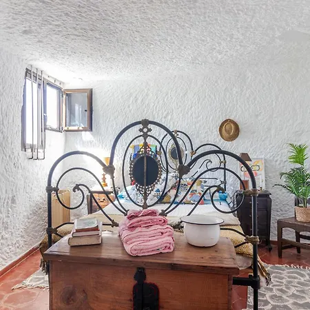 Cuevas La Solana 豪华帐篷 *